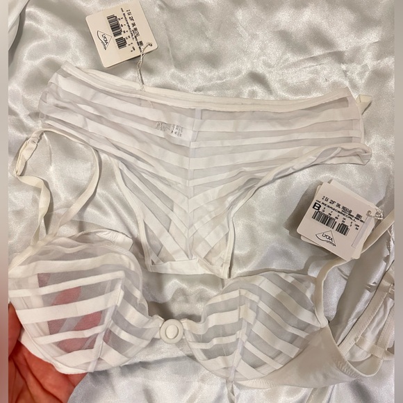 LA PERLA Elegant White Striped Lingerie Set - Picture 8 of 10